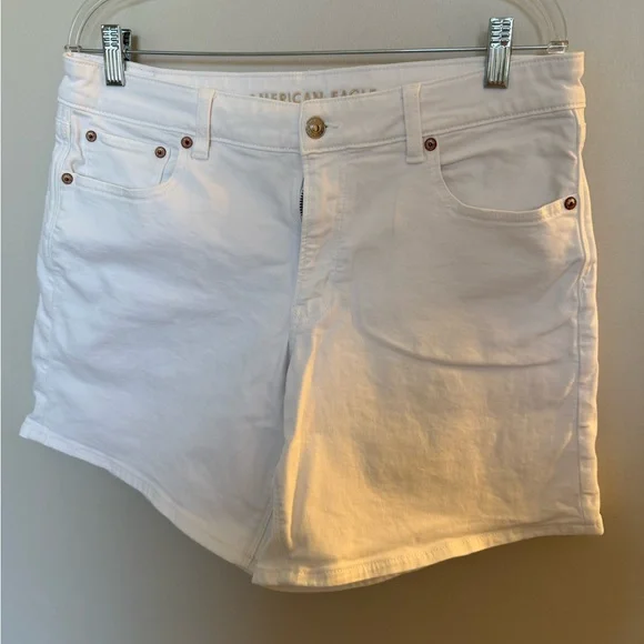 American Eagle 8” Dreamy Drape Stretch Low-Rise Baggy Jort, white, size 8 - Picture 4 of 9